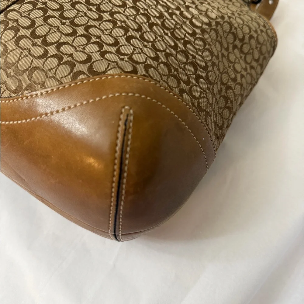 Coach Y2K Soho Mini-Signature Slim Hobo khaki doe brown #7025